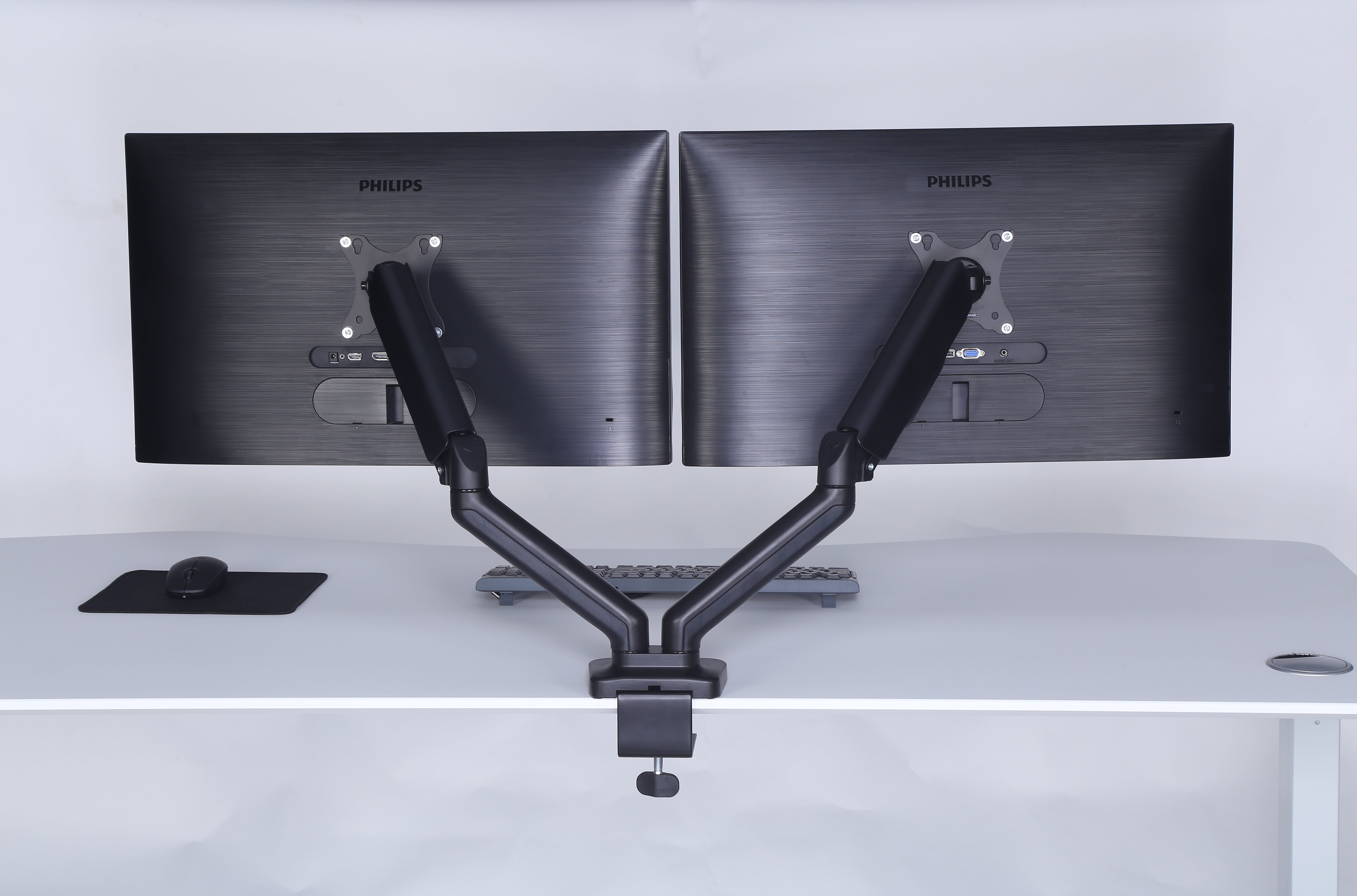 Monitor arm
